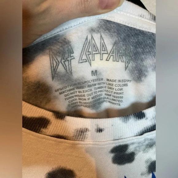 Urban Outfitters Def Leppard Tie Dye Crewneck Sweatshirt Size Medium - Picture 5 of 6